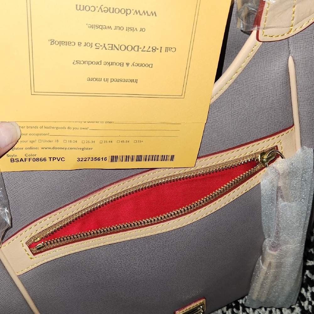 Dooney & Bourke Gray and Cream Shoulder Bag - Picture 8 of 11